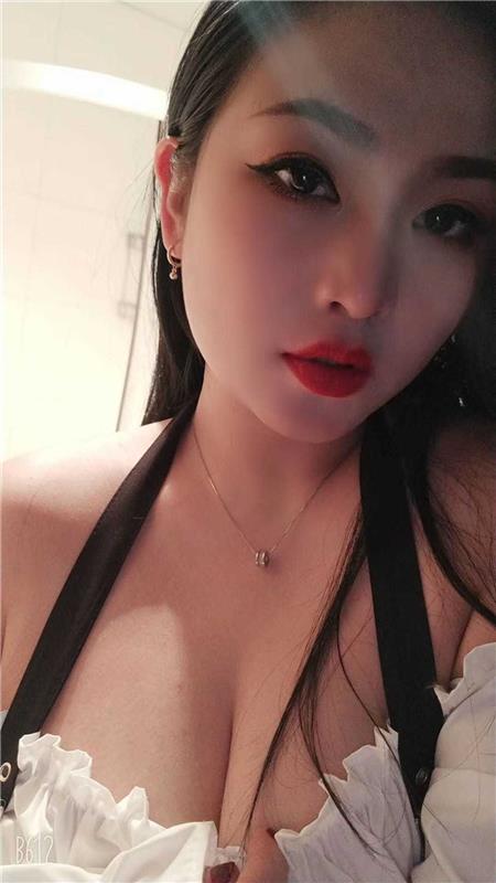 个人很喜欢的一个很有韵味的大奶气质小Sao姐姐